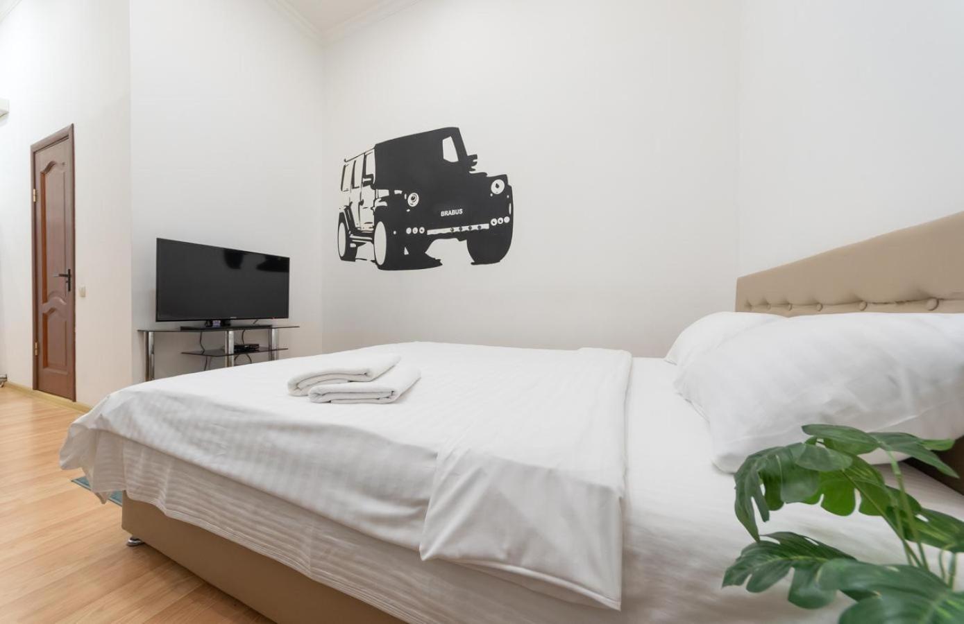 Kievaccommodation In The Center 24H Self Check-In Esterno foto