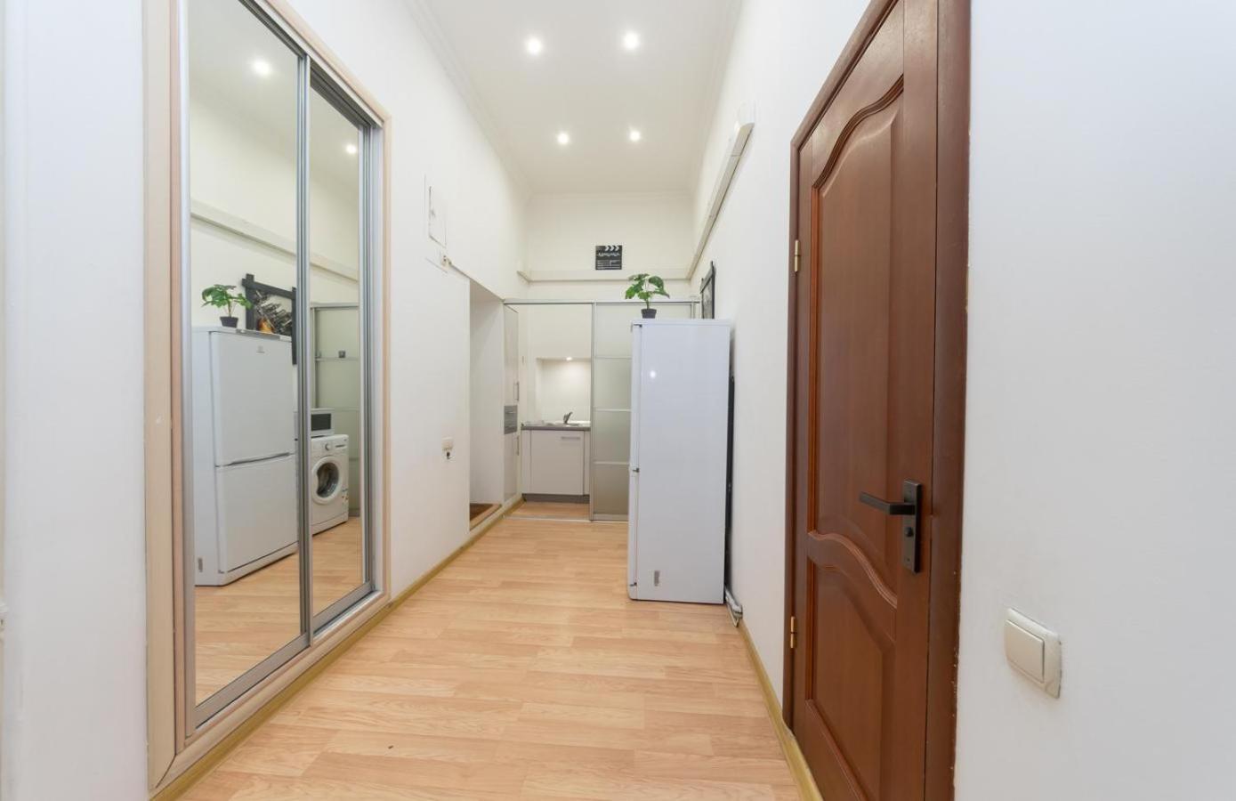 Kievaccommodation In The Center 24H Self Check-In Esterno foto